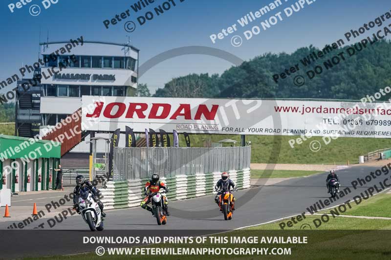 enduro digital images;event digital images;eventdigitalimages;mallory park;mallory park photographs;mallory park trackday;mallory park trackday photographs;no limits trackdays;peter wileman photography;racing digital images;trackday digital images;trackday photos